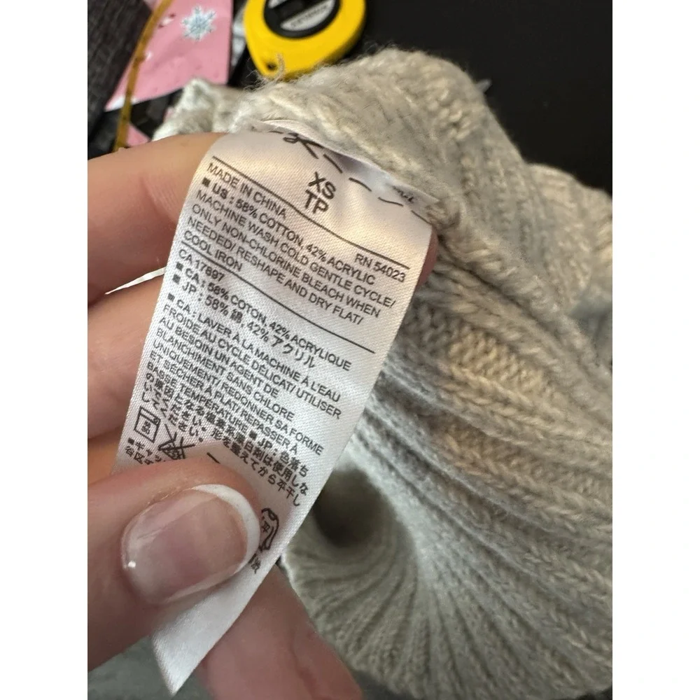 Banana Republic Factory Cable Knit Women's Beige Sweater XS‎ Open Knit Soft